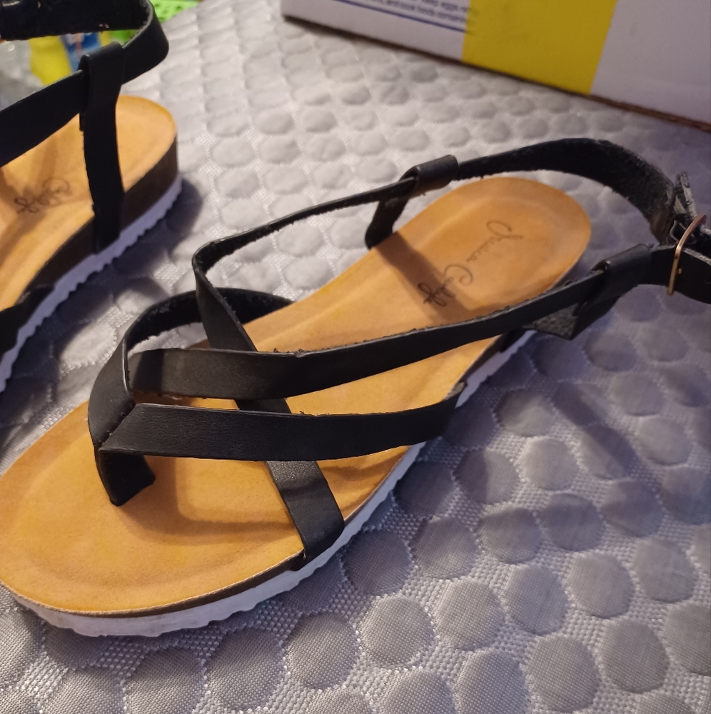 Women's size 7 sandles